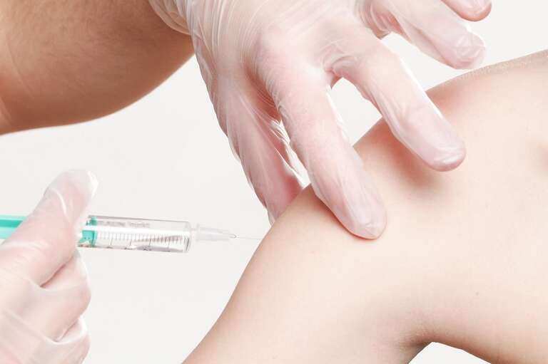 Portugal não recomenda vacina da AstraZeneca para maiores de 65