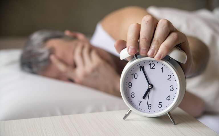 Estudo relaciona noites mal dormidas à demência