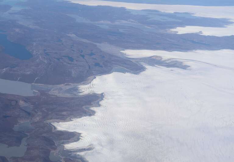 Groenlândia registra chuva forte numa área que só nevava