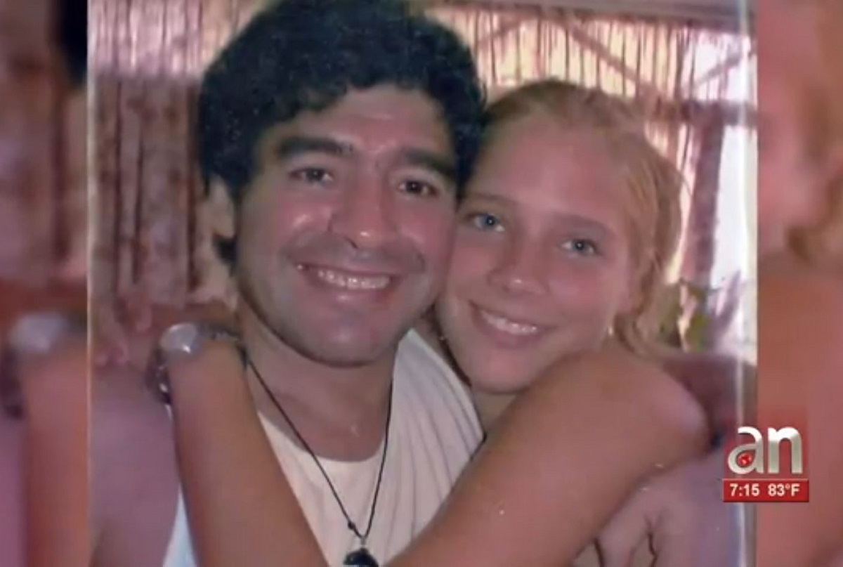 Ex-namorada menor de idade de Maradona quebra o silêncio após 21 anos
