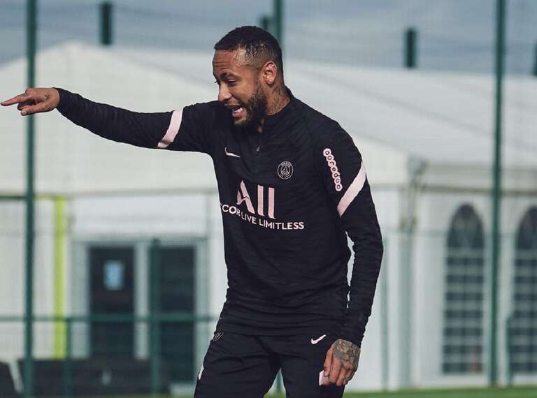 Ex-jogador da Seleção Francesa diz que Neymar é "mimado"