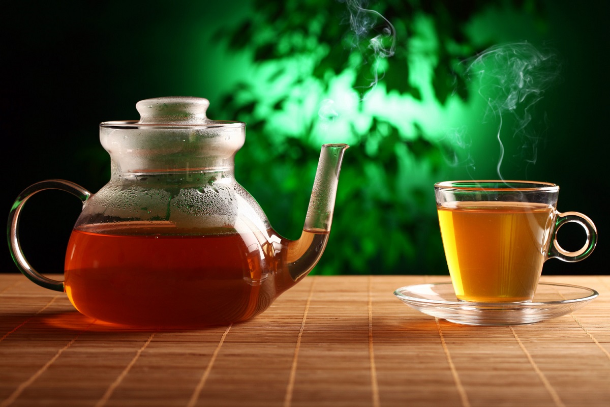 Chá verde primeiro causa estresse oxidativo para depois gerar benefícios, diz estudo