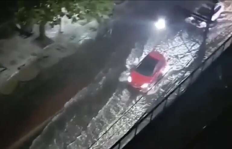 VÍDEO: inundações em Balenário Camboriú registradas no útlimo domingo impressionam internautas