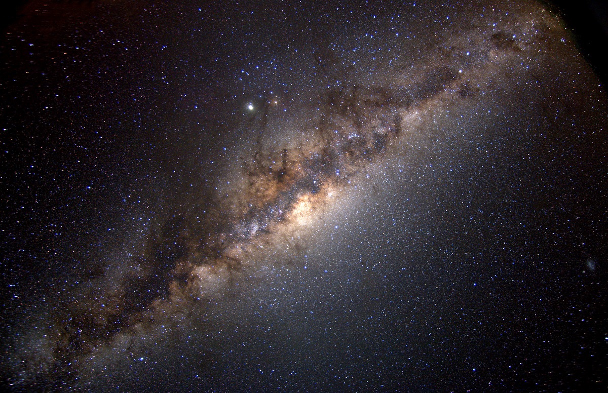 Objeto inédito da Via Láctea que pulsa a cada 18,18 minutos não é extraterrestre