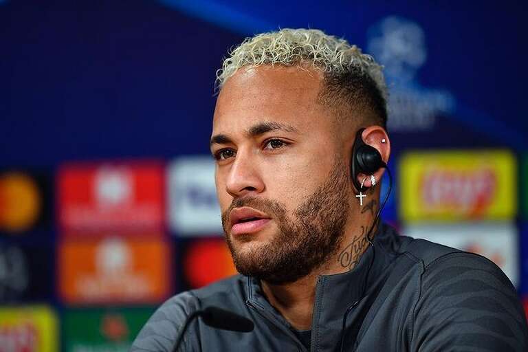 Neymar precisa mostrar seu futebol no jogo do PSG contra o Real Madrid, diz site francês