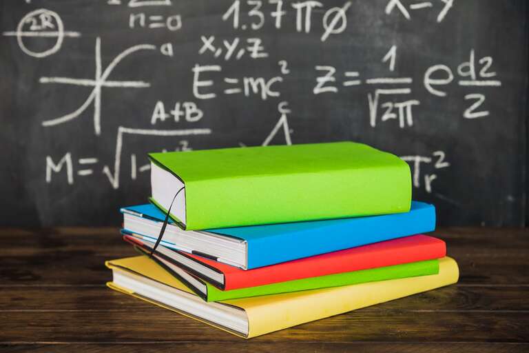 Flórida bane 41 livros de matemática por suposta "doutrinação" de conteúdos considerados "inadequados"