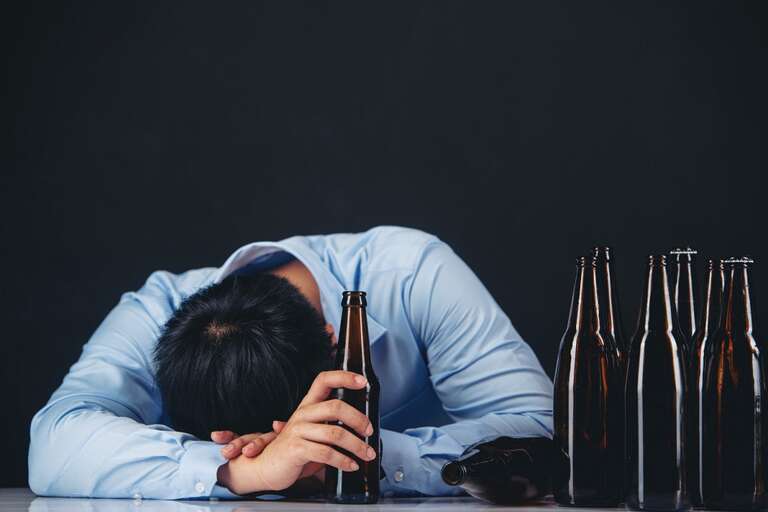 Manipulação genética pode corrigir ansiedade e dependência do álcool