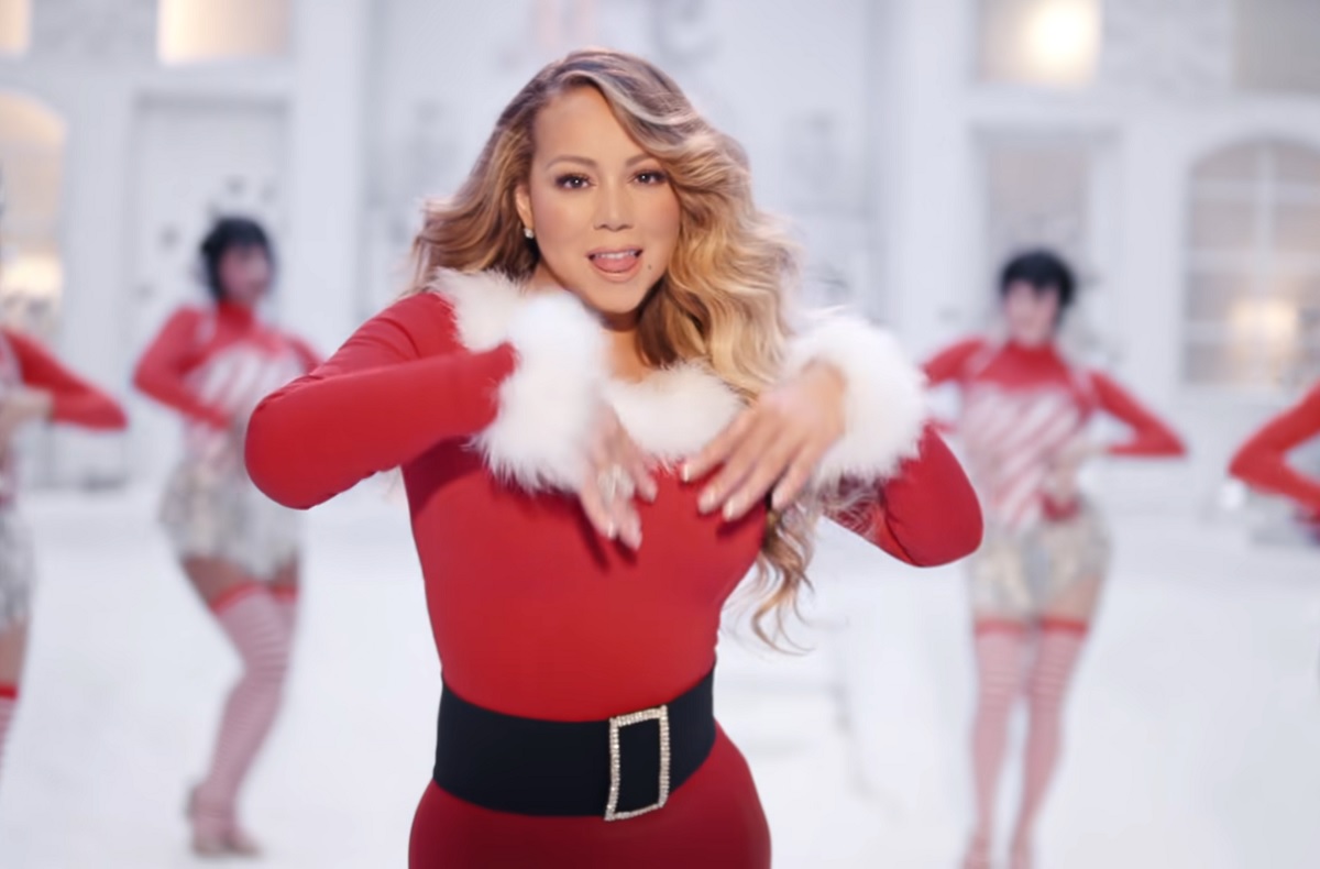 Compositor americano processa Mariah Carey por copiar nome da música All I Want for Christmas is You