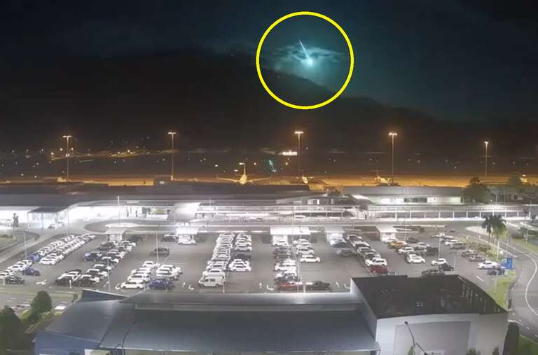 VÍDEO: câmeras flagram meteoro cruzando o céu noturno em Queensland, na Austrália