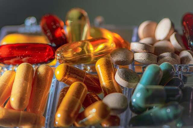 Governo da Austrália pode restringir venda de paracetamol após overdoses intencionais