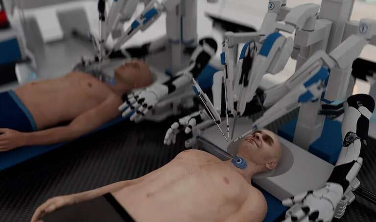 Vídeo viraliza ao mostrar transplante de cabeça feito por braços robóticos comandados por IA